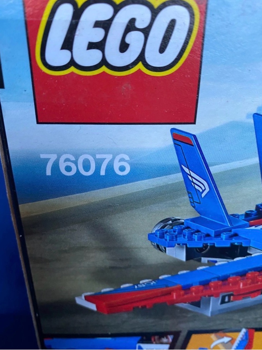 LEGO Marvel Super Heroes Captain America Jet Pursuit 76076-Complete w/Box&Manual - Picture 11 of 12